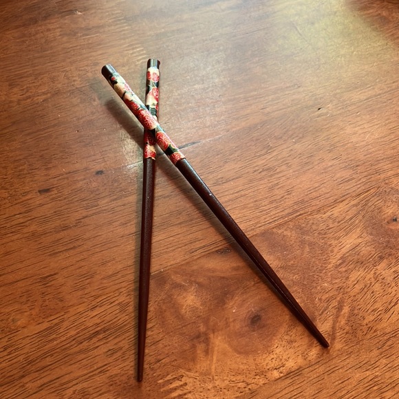 Beautiful set of two vintage chopsticks, excellent vintage condition. - Picture 16 of 16